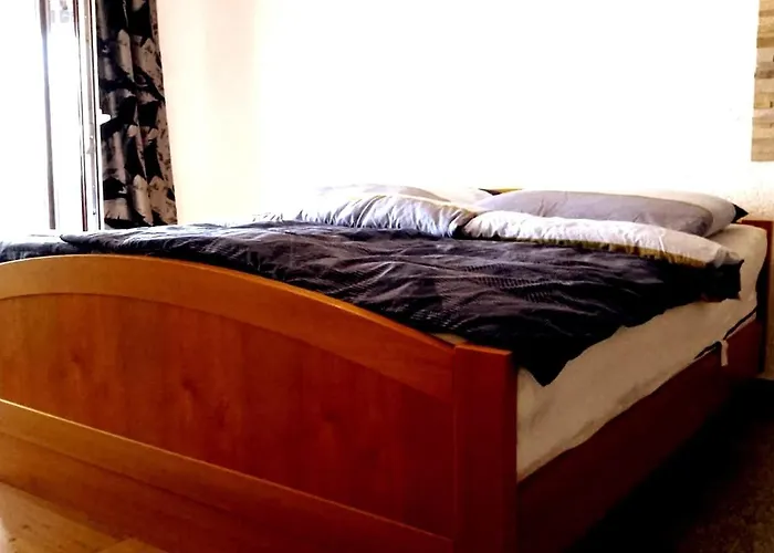 Simple, Elegant Travel