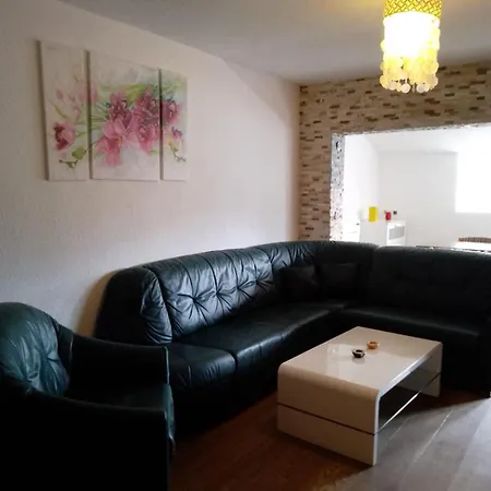 Simple, Elegant Travel Nachdemsee